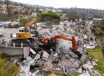 As L.A. rebuilds from the Palisades fire, residents ask: What's the plan?