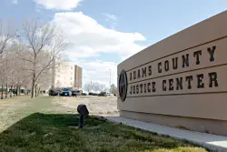 U.S. marshal charged with Aurora sex assault dies