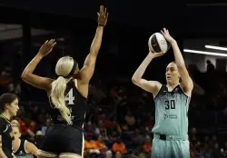 Liberty fend off Mystics to stay unbeaten despite losing Jonquel Jones to injury