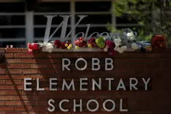Texas lawmakers OK former Uvalde mayor’s effort to fix police failures in Robb Elementary attack