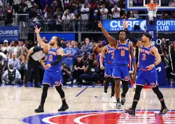 Knicks capture three straight road playoff wins for first time in franchise history
