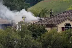 Small plane crashes into Simi Valley neighborhood in Southern California